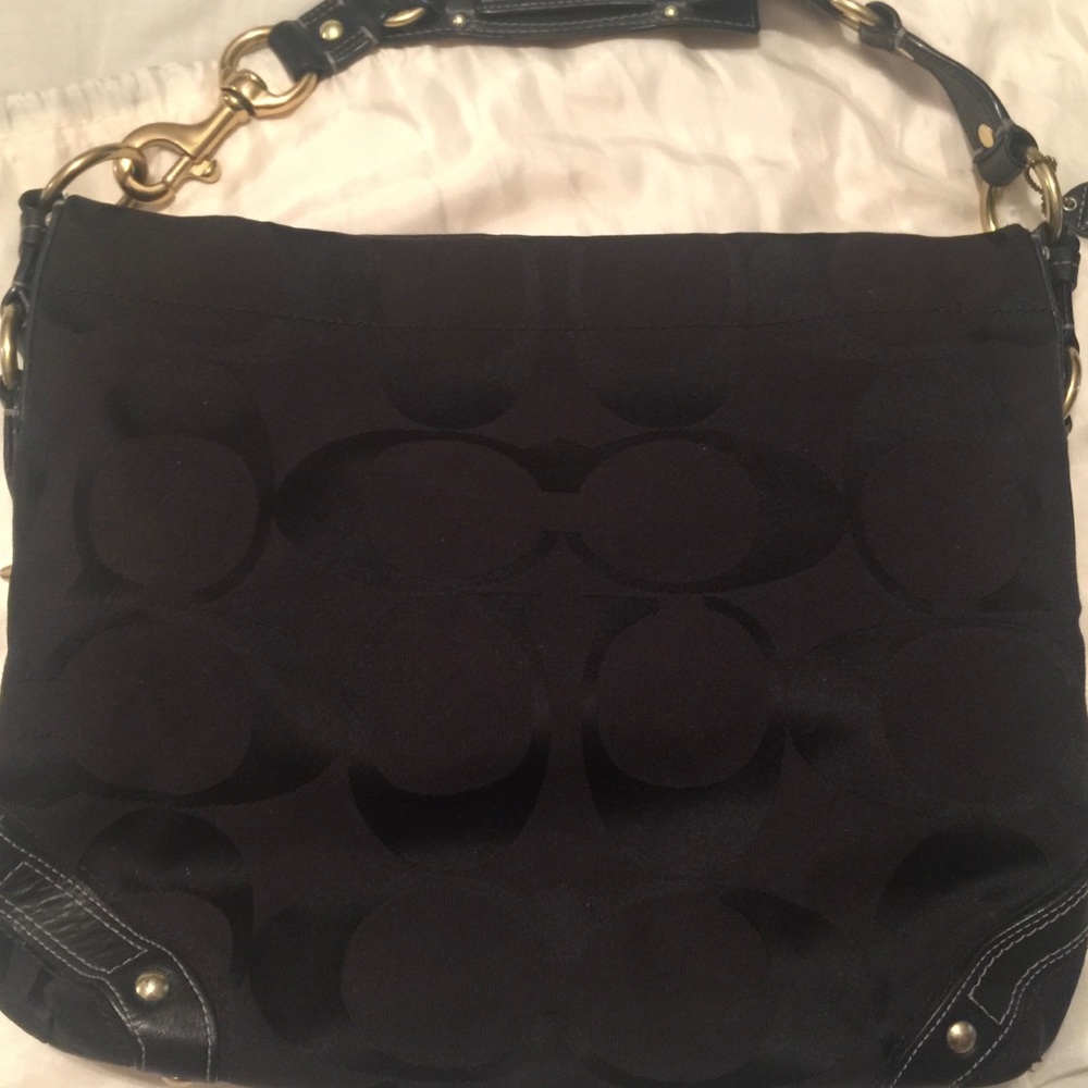 Beautiful Black Coach Purse
